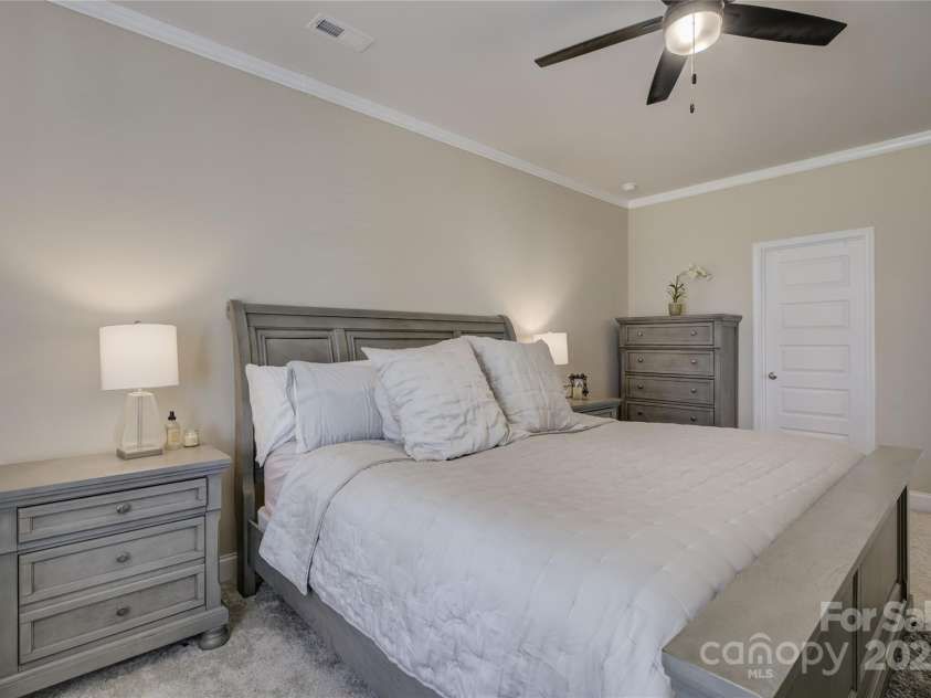 9507 Pointer Road, Huntersville, NC 28078.  MLS# CAR4276054, YatesRealty ID 23336. 