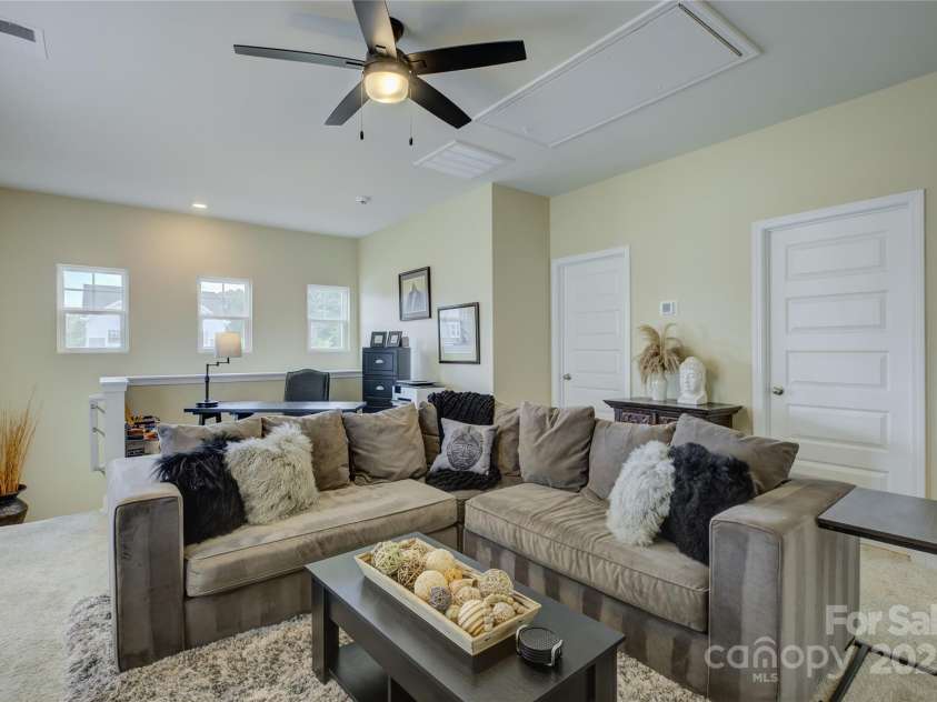 9507 Pointer Road, Huntersville, NC 28078.  MLS# CAR4276054, YatesRealty ID 23336. 