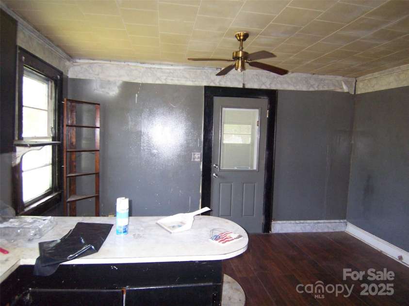 164 Drake Circle, Mooresboro, NC 28114.  MLS# CAR4276587, YatesRealty ID 23338. Eat In Kitchen