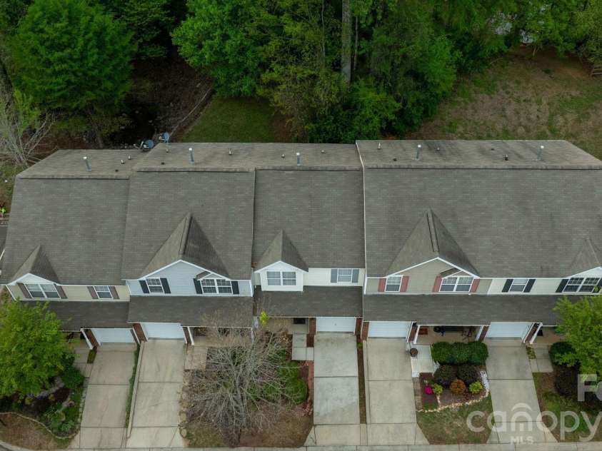 407 Delta Drive, Fort Mill, SC 29715.  MLS# CAR4365600, YatesRealty ID 23339. Building