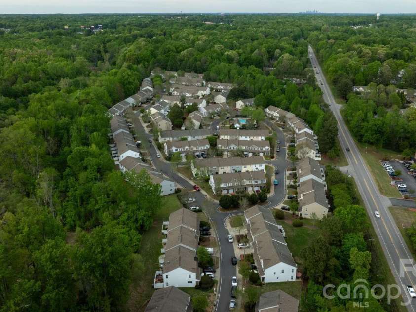 407 Delta Drive, Fort Mill, SC 29715.  MLS# CAR4365600, YatesRealty ID 23339. Complex View