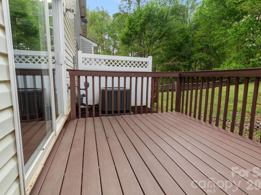 407 Delta Drive, Fort Mill, SC 29715.  MLS# CAR4365600, YatesRealty ID 23339. Rear deck