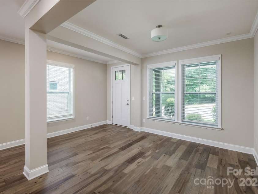 707 Marion Drive, Matthews, NC 28105.  MLS# CAR4276790, YatesRealty ID 23339. 
