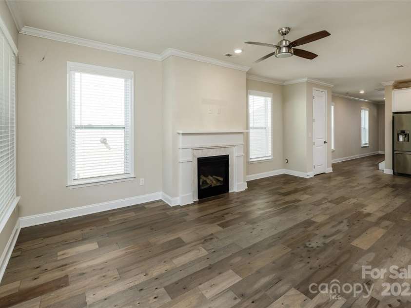 707 Marion Drive, Matthews, NC 28105.  MLS# CAR4276790, YatesRealty ID 23339. 