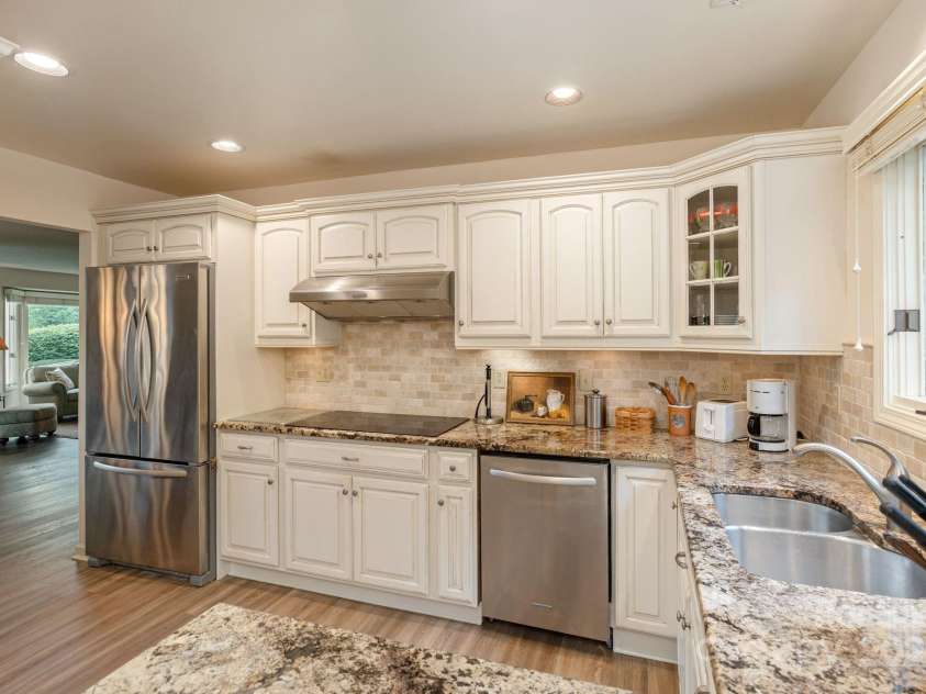 103 GOLFSIDE Drive, Flat Rock, NC 28731.  MLS# CAR4271891, YatesRealty ID 2334. 