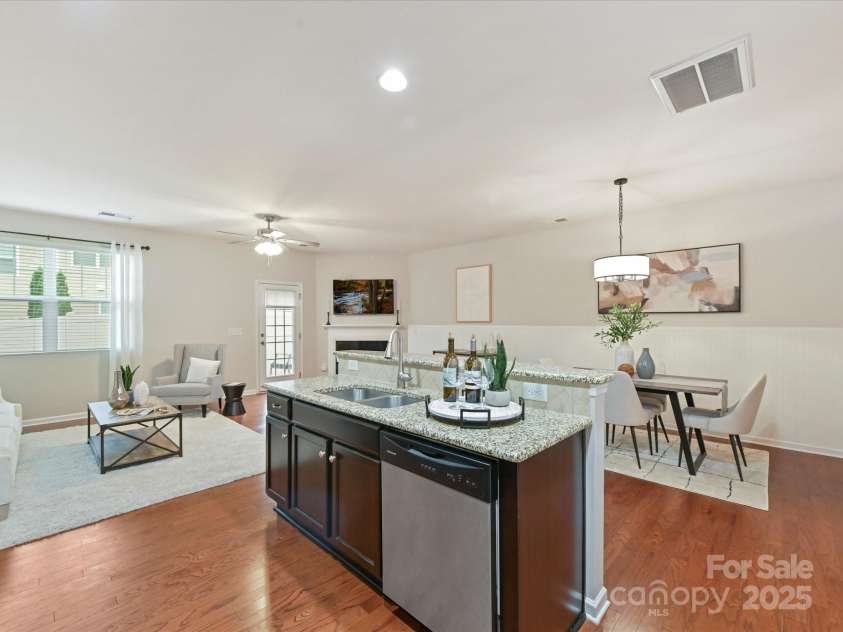 7325 Overmountain Drive, Rock Hill, SC 29732.  MLS# CAR4260121, YatesRealty ID 23340. 