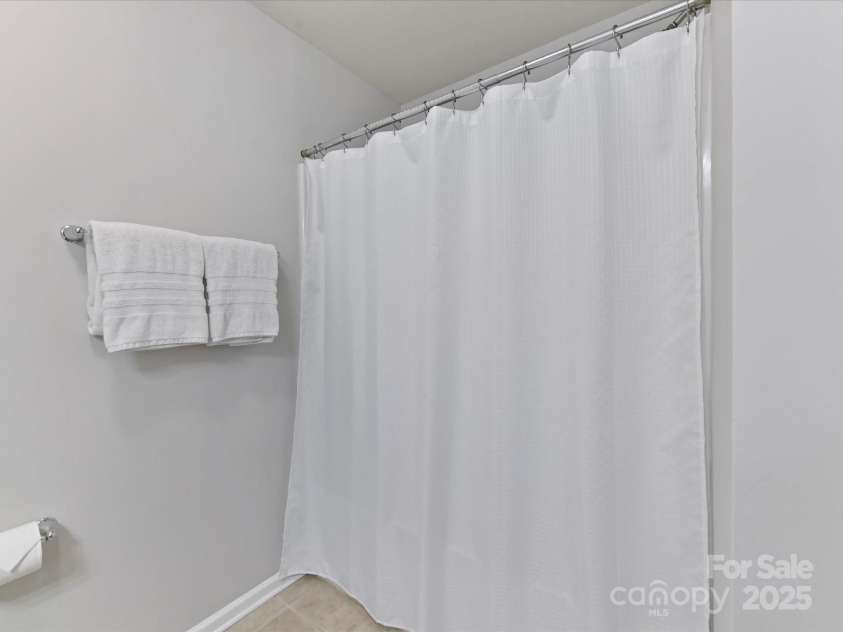 7325 Overmountain Drive, Rock Hill, SC 29732.  MLS# CAR4260121, YatesRealty ID 23340. 