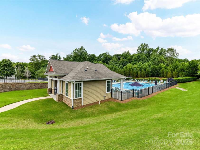 7325 Overmountain Drive, Rock Hill, SC 29732.  MLS# CAR4260121, YatesRealty ID 23340. 