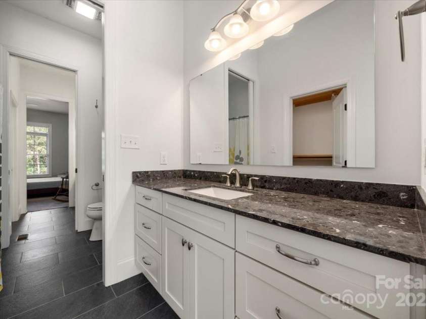 1687 Sierra Road, York, SC 29745.  MLS# CAR4273764, YatesRealty ID 23342. 