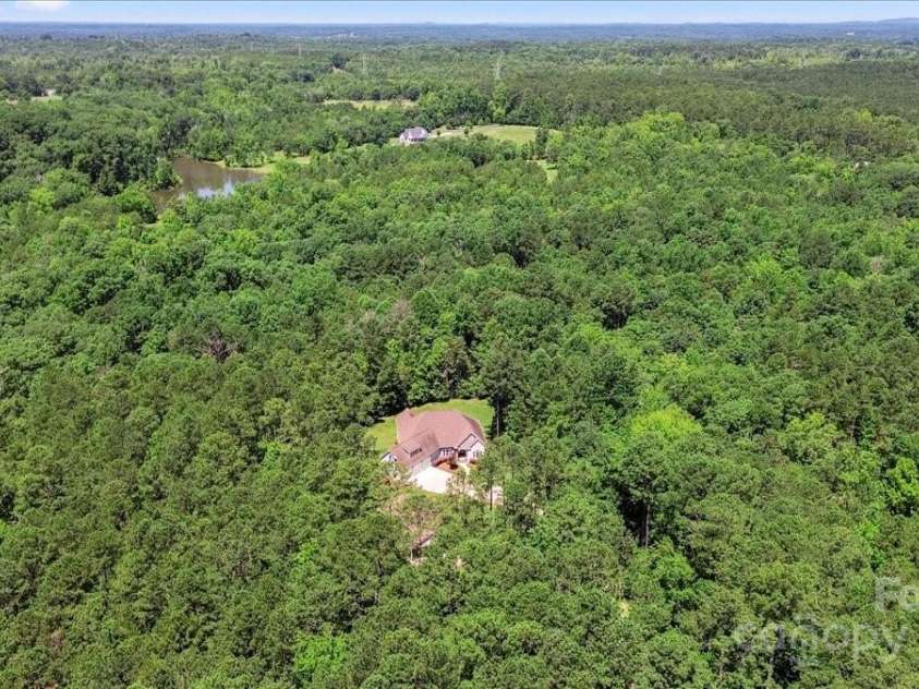 1687 Sierra Road, York, SC 29745.  MLS# CAR4273764, YatesRealty ID 23342. 