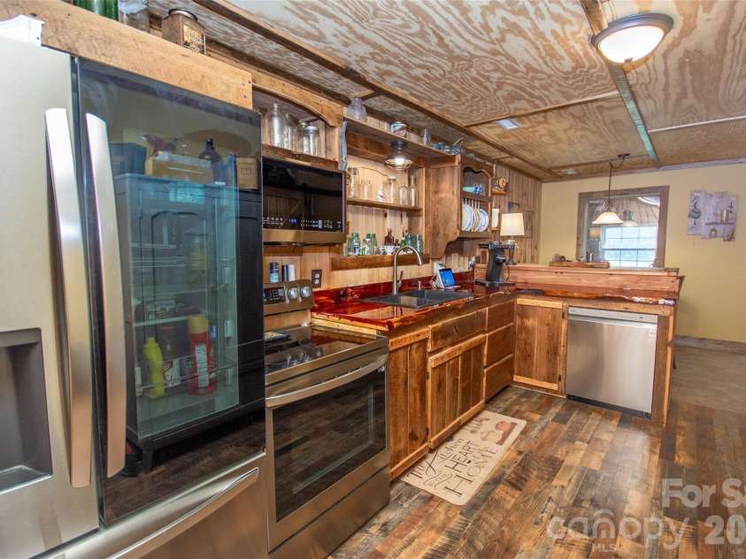 120 Mitch Road, Union Grove, NC 28689.  MLS# CAR4366198, YatesRealty ID 23343. 