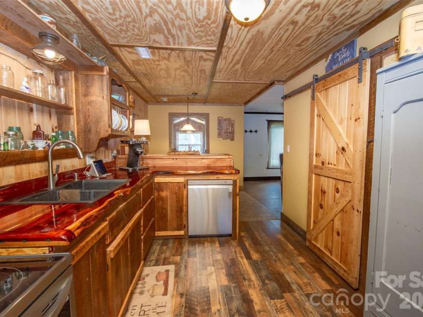 120 Mitch Road, Union Grove, NC 28689.  MLS# CAR4366198, YatesRealty ID 23343. 