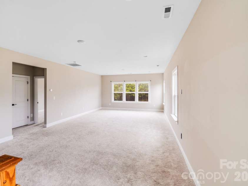 16004 Deer River Road, Charlotte, NC 28278.  MLS# CAR4327327, YatesRealty ID 23346. 