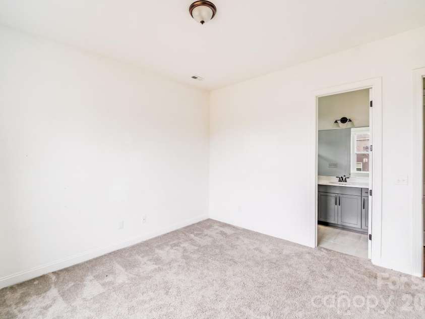 16004 Deer River Road, Charlotte, NC 28278.  MLS# CAR4327327, YatesRealty ID 23346. 