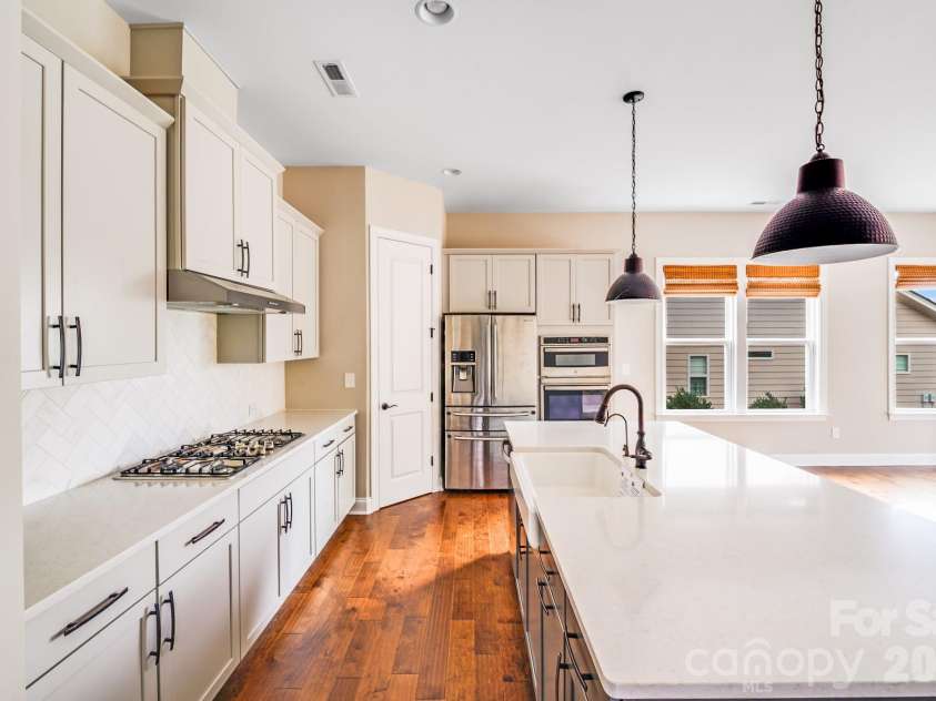 16004 Deer River Road, Charlotte, NC 28278.  MLS# CAR4327327, YatesRealty ID 23346. 