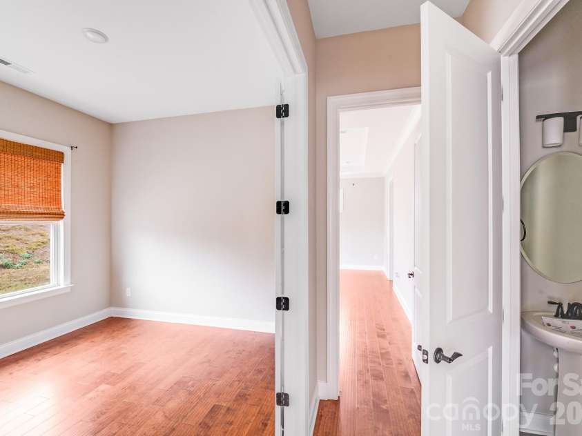 16004 Deer River Road, Charlotte, NC 28278.  MLS# CAR4327327, YatesRealty ID 23346. 