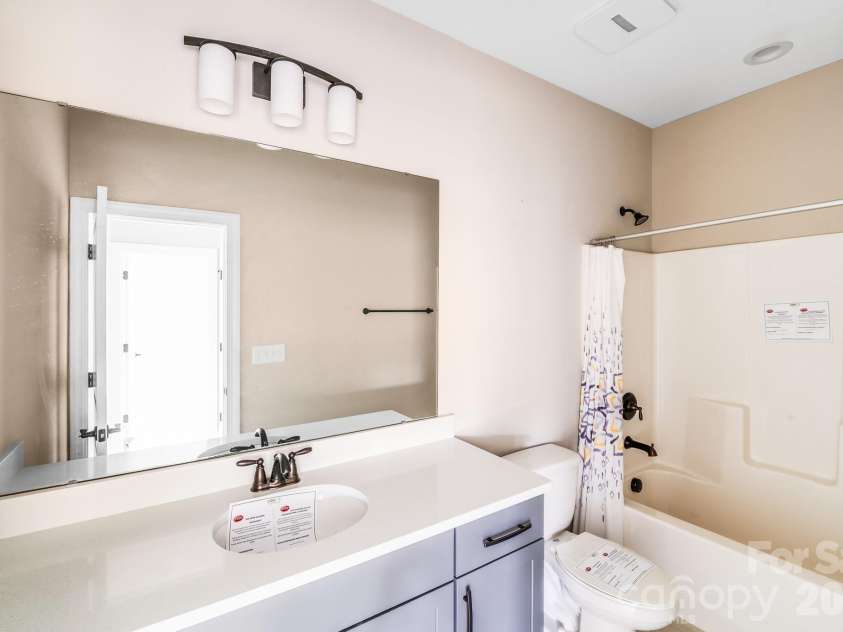 16004 Deer River Road, Charlotte, NC 28278.  MLS# CAR4327327, YatesRealty ID 23346. 