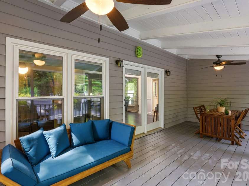 14236 Maple Hollow Lane, Mint Hill, NC 28227.  MLS# CAR4374729, YatesRealty ID 23347. 