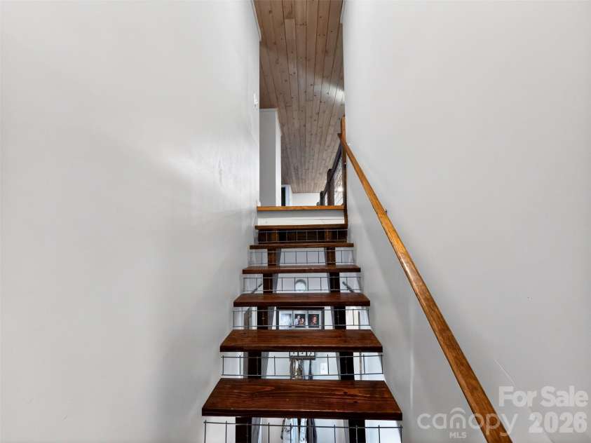 584 Clear Spring Trail, Nebo, NC 28761.  MLS# CAR4380699, YatesRealty ID 23348. 