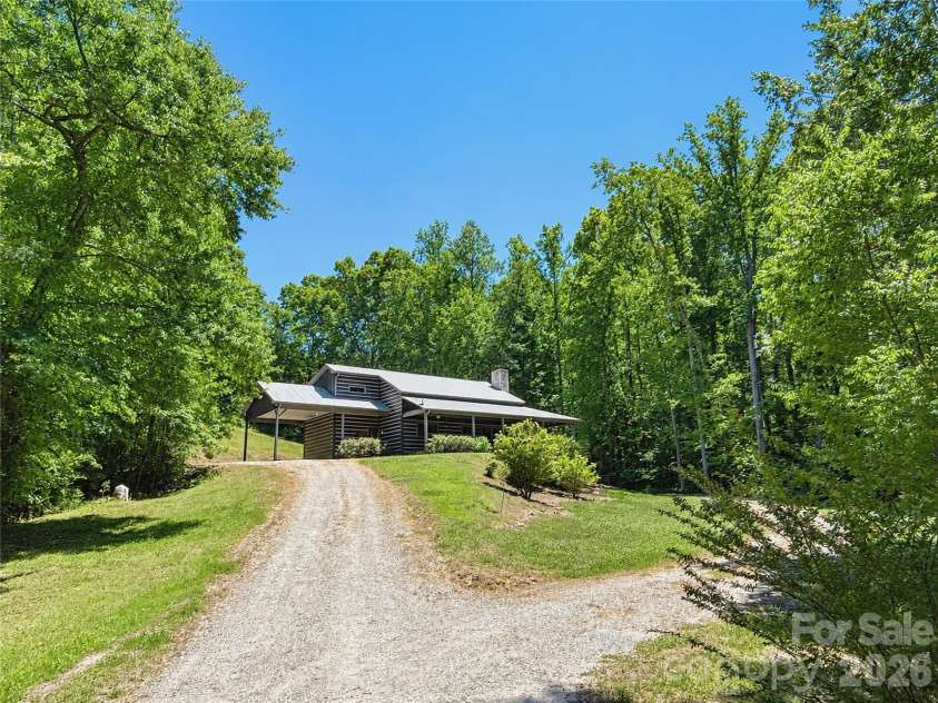 584 Clear Spring Trail, Nebo, NC 28761.  MLS# CAR4380699, YatesRealty ID 23348. 