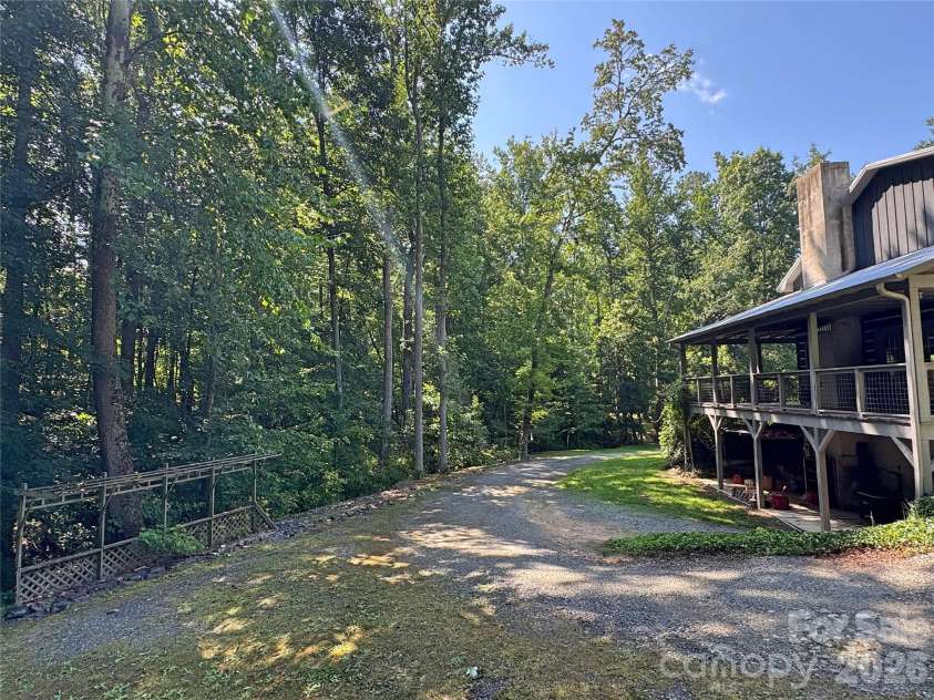 584 Clear Spring Trail, Nebo, NC 28761.  MLS# CAR4380699, YatesRealty ID 23348. 