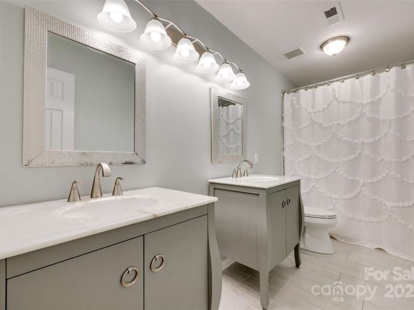2345 Sparrow Drive, Rock Hill, SC 29732.  MLS# CAR4253356, YatesRealty ID 23349. Full Bath Upstairs