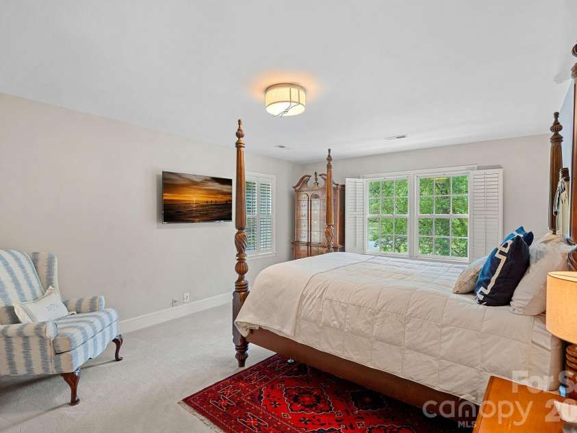 251 Ney Circle, Davidson, NC 28036.  MLS# CAR4377610, YatesRealty ID 23349. Second floor primary suite