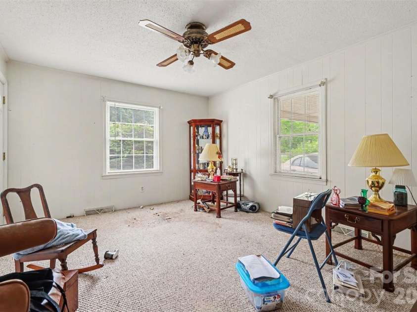 5401 Flat Creek Road, Heath Springs, SC 29058.  MLS# CAR4377998, YatesRealty ID 23350. 