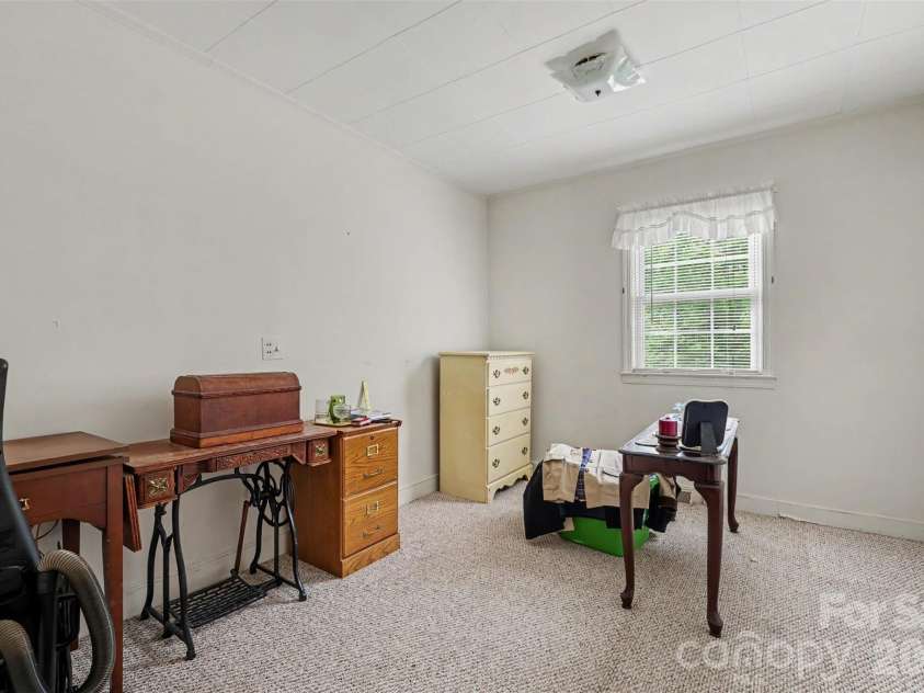 5401 Flat Creek Road, Heath Springs, SC 29058.  MLS# CAR4377998, YatesRealty ID 23350. 