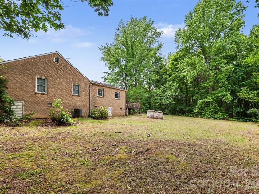 5401 Flat Creek Road, Heath Springs, SC 29058.  MLS# CAR4377998, YatesRealty ID 23350. 