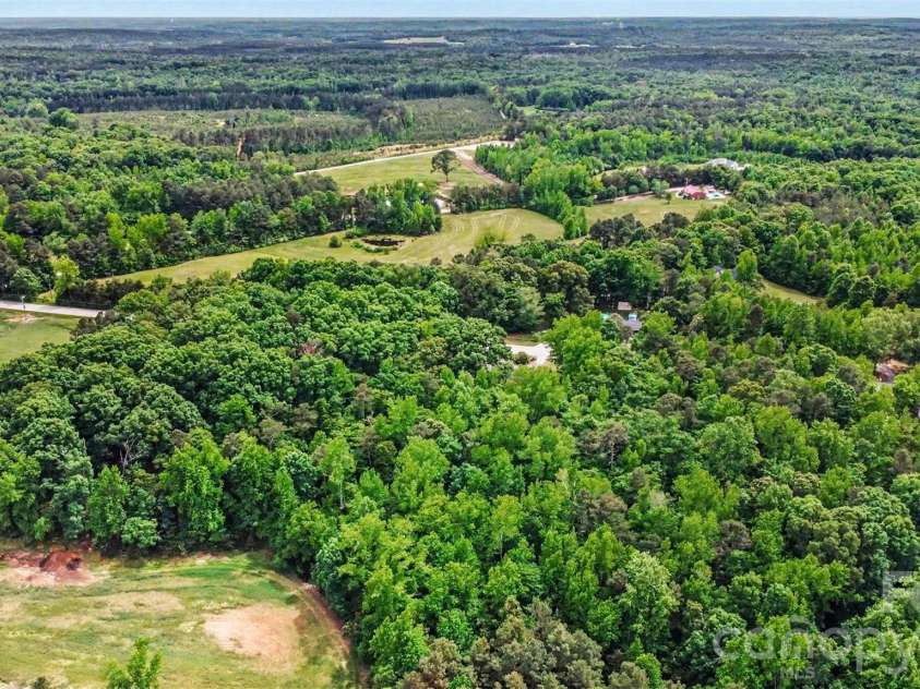 5401 Flat Creek Road, Heath Springs, SC 29058.  MLS# CAR4377998, YatesRealty ID 23350. 