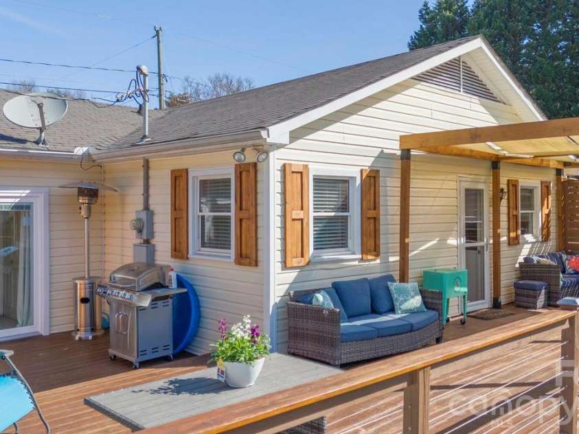 141 Bluewing Lane, Mooresville, NC 28117.  MLS# CAR4381743, YatesRealty ID 23352. 