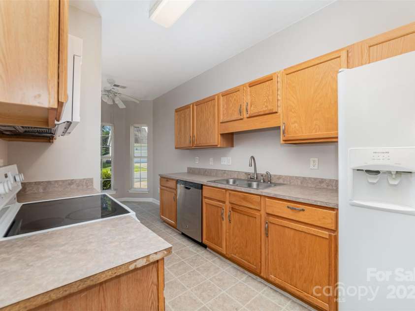 168 Devon Forest Drive, Mooresville, NC 28115.  MLS# CAR4273079, YatesRealty ID 23353. 