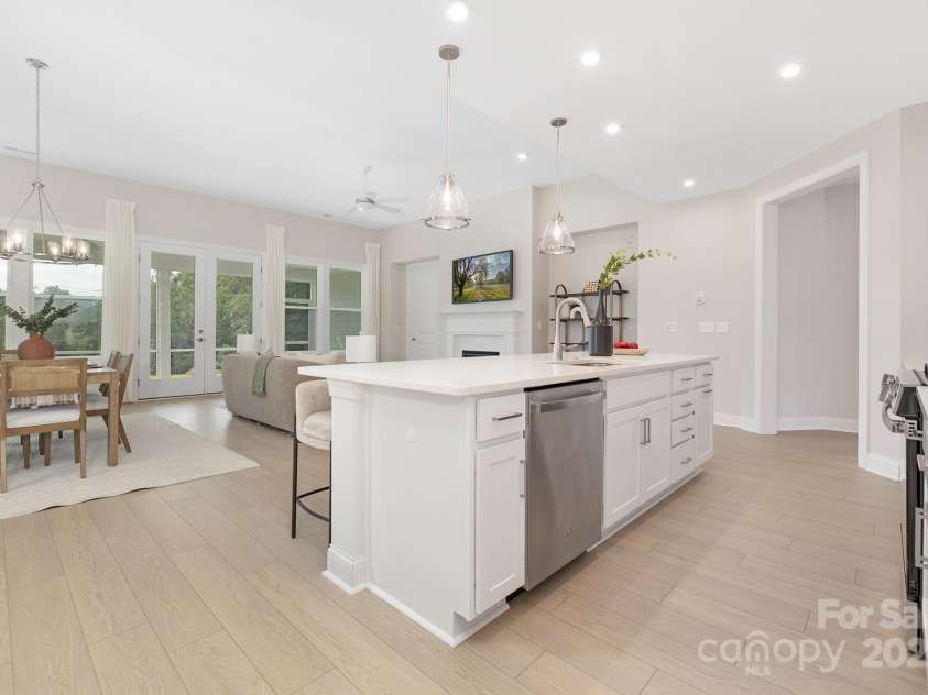 1074 Wylie Falls Lane, York, SC 29745.  MLS# CAR4309539, YatesRealty ID 23354. 