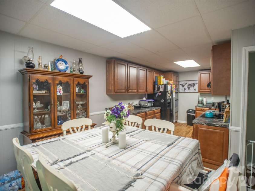 1202 Cannon Drive, Lenoir, NC 28645.  MLS# CAR4375052, YatesRealty ID 23354. 