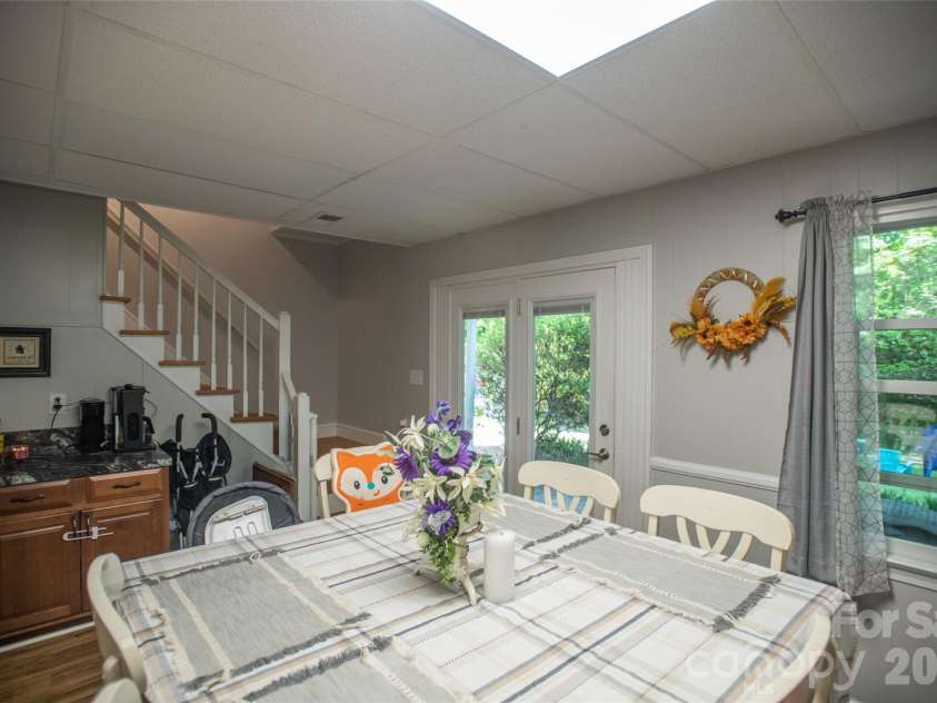 1202 Cannon Drive, Lenoir, NC 28645.  MLS# CAR4375052, YatesRealty ID 23354. 