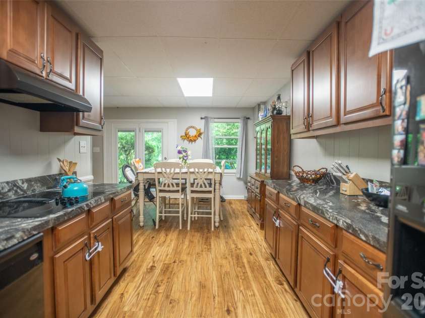 1202 Cannon Drive, Lenoir, NC 28645.  MLS# CAR4375052, YatesRealty ID 23354. 