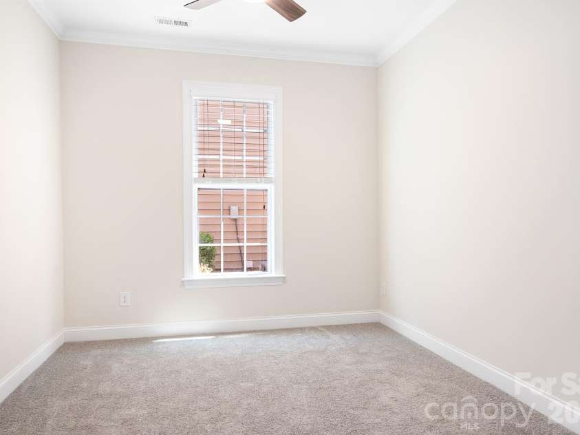 17721 Morehampton Avenue, Cornelius, NC 28031.  MLS# CAR4382390, YatesRealty ID 23358. 