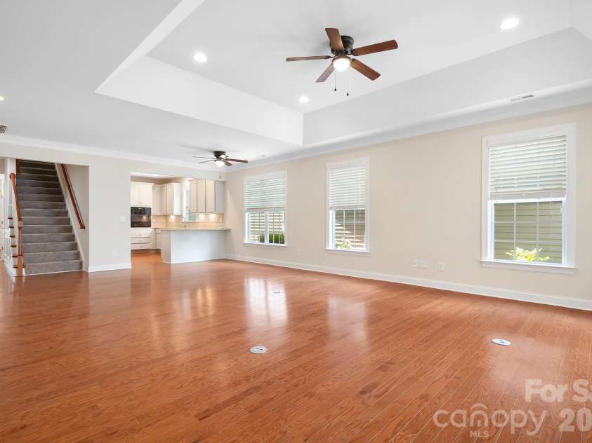 17721 Morehampton Avenue, Cornelius, NC 28031.  MLS# CAR4382390, YatesRealty ID 23358. 