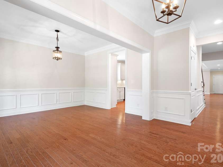 17721 Morehampton Avenue, Cornelius, NC 28031.  MLS# CAR4382390, YatesRealty ID 23358. Formal dining/sitting room