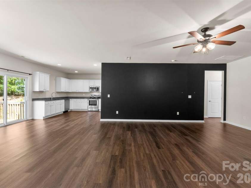 115 Stoney Lane, Cherryville, NC 28021.  MLS# CAR4383050, YatesRealty ID 23359. 
