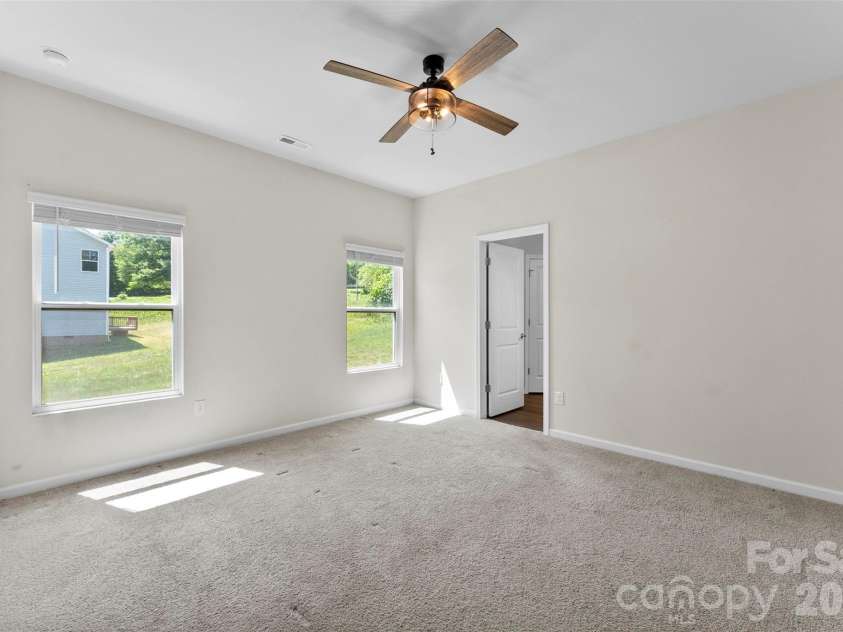 115 Stoney Lane, Cherryville, NC 28021.  MLS# CAR4383050, YatesRealty ID 23359. 