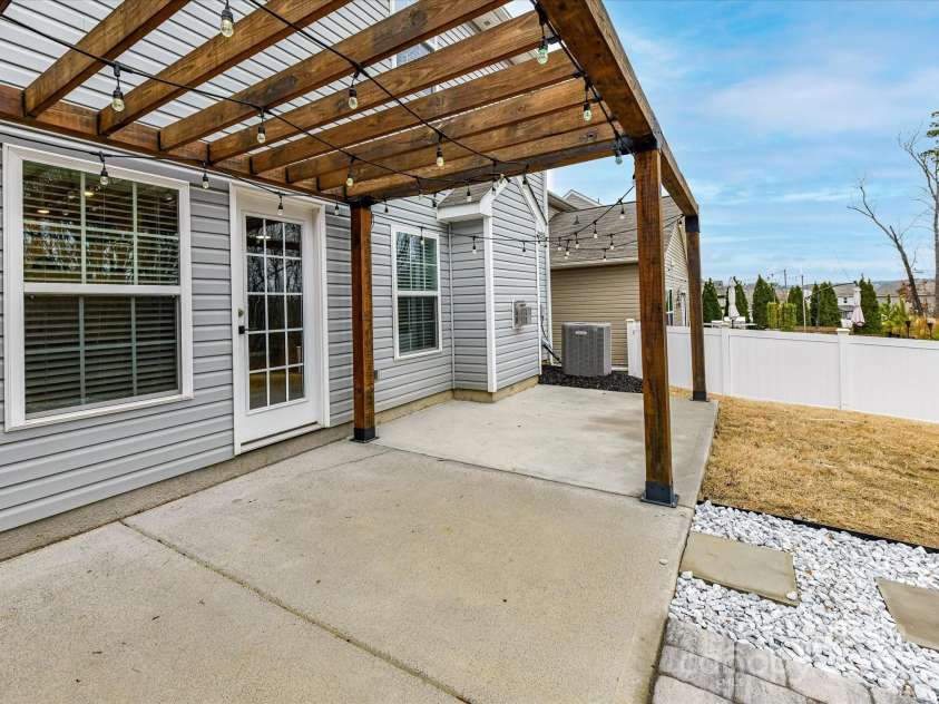 1257 Loggerhead Drive, Lancaster, SC 29720.  MLS# CAR4330024, YatesRealty ID 2336. Backyard