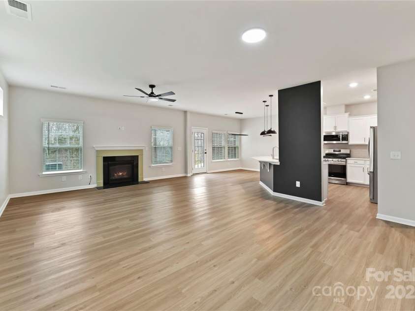 1257 Loggerhead Drive, Lancaster, SC 29720.  MLS# CAR4330024, YatesRealty ID 2336. Family Room