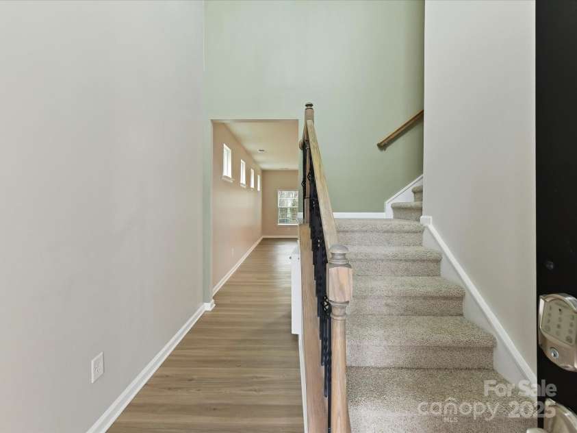 1257 Loggerhead Drive, Lancaster, SC 29720.  MLS# CAR4330024, YatesRealty ID 2336. Foyer