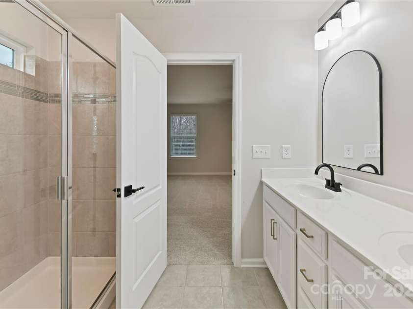 1257 Loggerhead Drive, Lancaster, SC 29720.  MLS# CAR4330024, YatesRealty ID 2336. Primary Bathroom