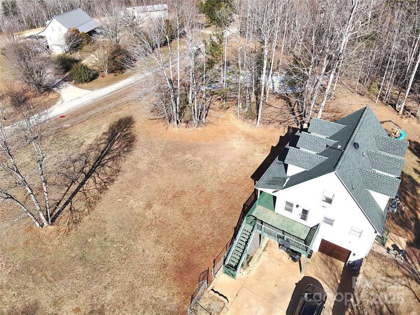 233 Windy Ridge Drive, Rutherfordton, NC 28139.  MLS# CAR4206004, YatesRealty ID 2336. 