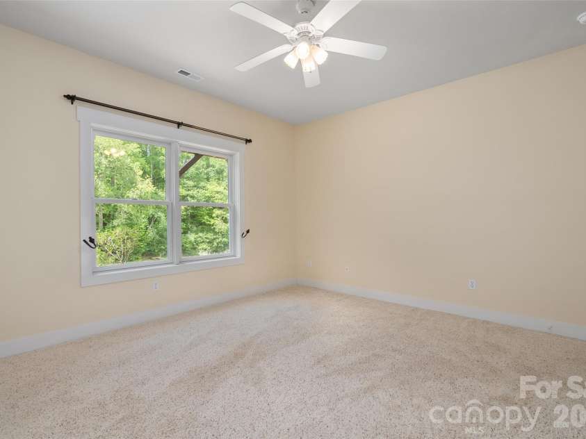 136 Mystic Way, Canton, NC 28716.  MLS# CAR4376230, YatesRealty ID 23360. 
