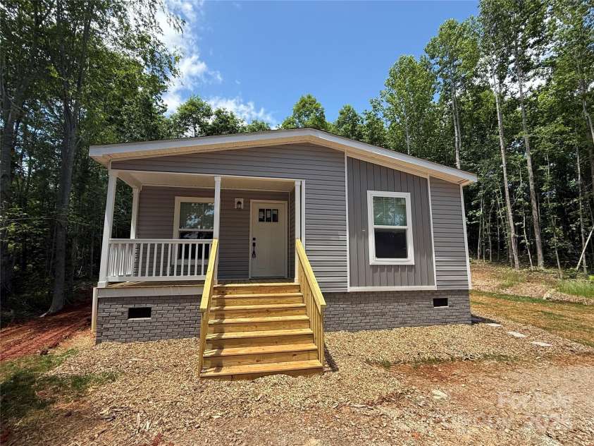55 Cypress Road, Marion, NC 28752.  MLS# CAR4261438, YatesRealty ID 23362. 
