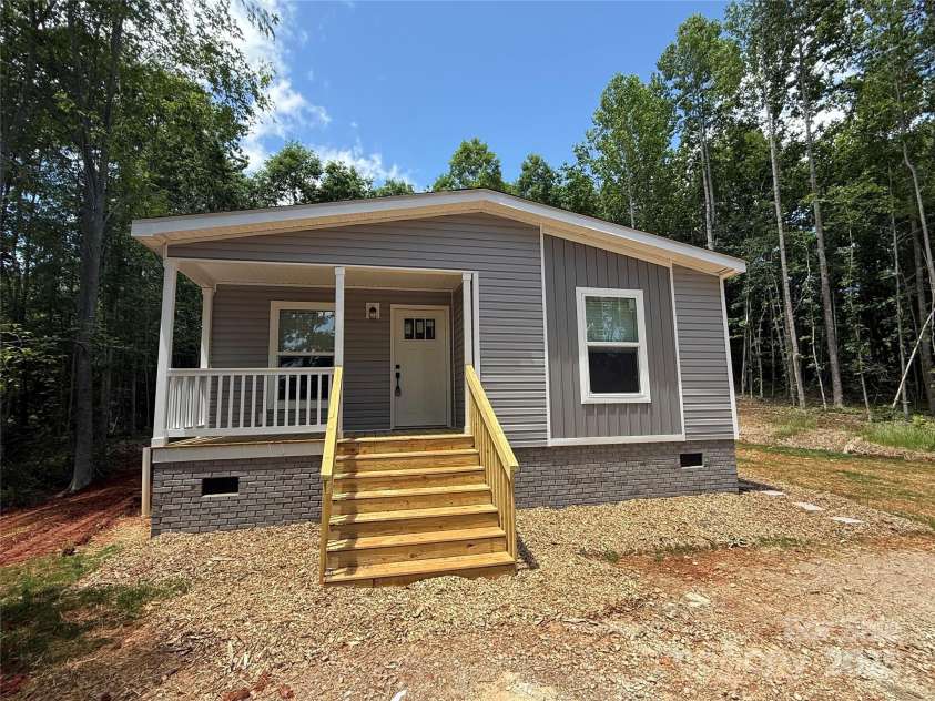 55 Cypress Road, Marion, NC 28752.  MLS# CAR4261438, YatesRealty ID 23362. 